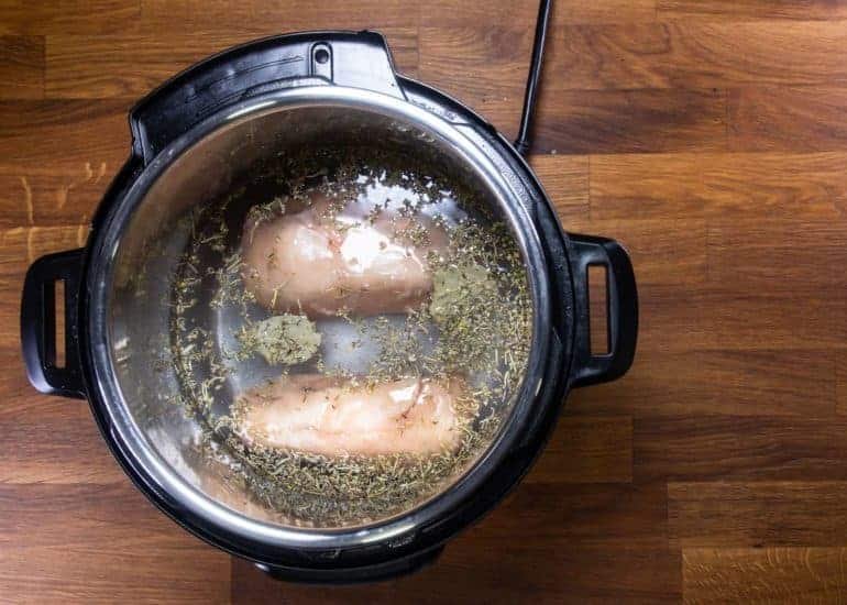 cách nuôi gà tre chuẩn bị đá,Chọn Giống Gà Tre cách nuôi gà tre chuẩn bị đá,Chọn Giống Gà Tre