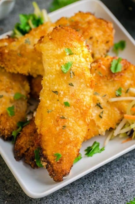 gà cắn mổ mà không đá